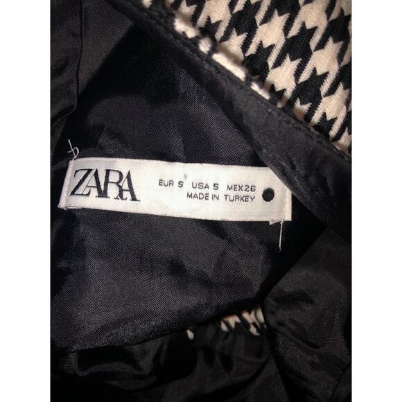 Zara Academia Regency Classic Black & White Houndstooth Puffy Sleeves Dress - Picture 8 of 11